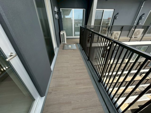 船橋市印内町の賃貸マンションのバルコニー|開放的で明るい空間を演出してくれるバルコニーです