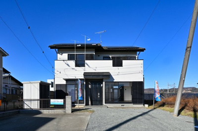 【外観】 | 太田市鳥山上町　中古戸建 | 内外装リフォーム済みのきれいな物件です！
ぜひ一度ご見学ください！