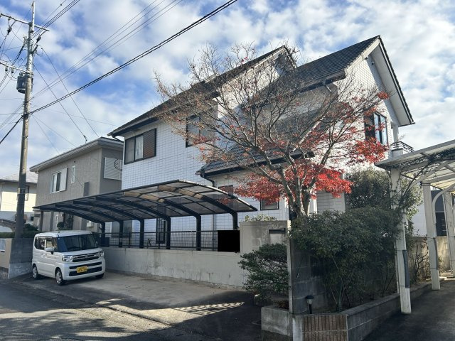【外観】 | 荒尾市荒尾売家 | 高台の眺望と日当たり！駐車場２台可のゆとりの4LDK。