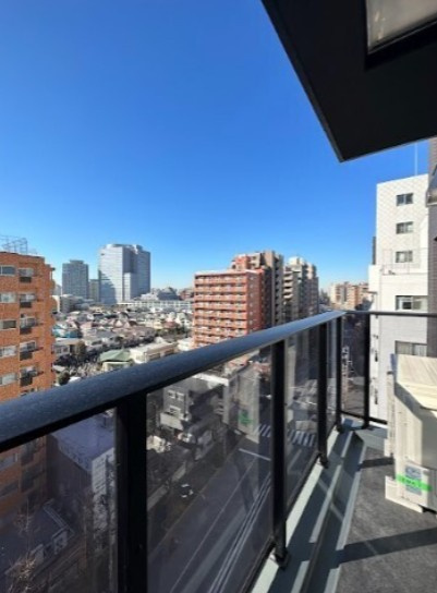 【バルコニー】