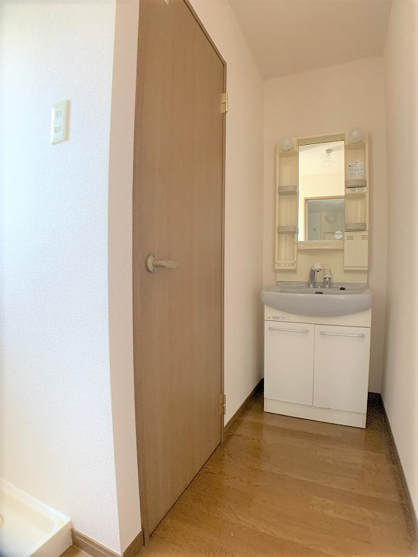 コーポラスおおさわの独立洗面台