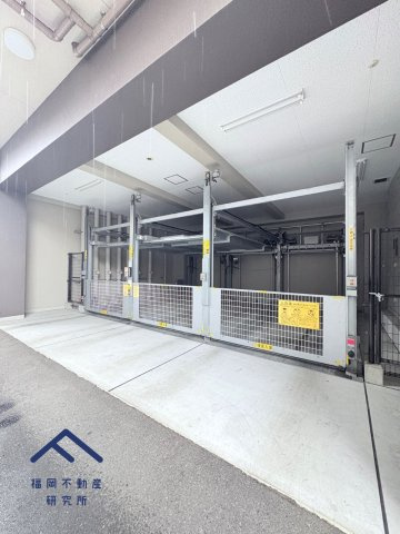 クリオ ラベルヴィ呉服町の駐車場