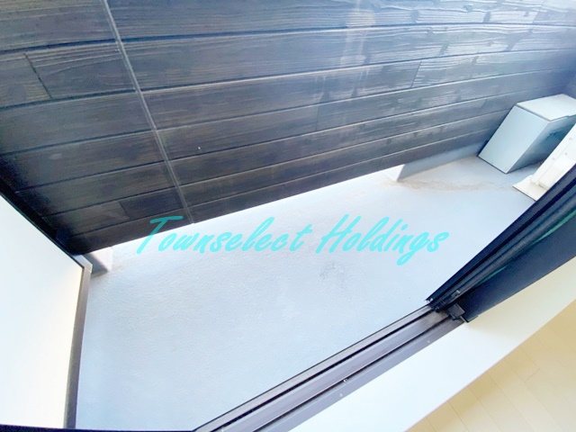 大和市南林間２丁目のアパートのバルコニー