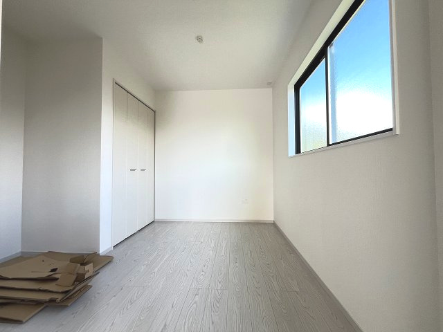 【洋室】 | 大野城市中1丁目4期　2号棟（全2棟）【仲介手数料無料・0円】 | 施工例。施工例は完成時と異なる場合があります。