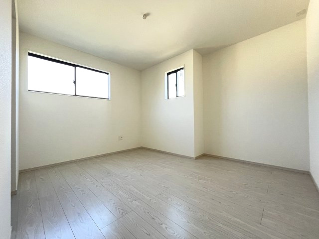 【子供部屋】 | 大野城市中1丁目4期　2号棟（全2棟）【仲介手数料無料・0円】 | 施工例。施工例は完成時と異なる場合があります。