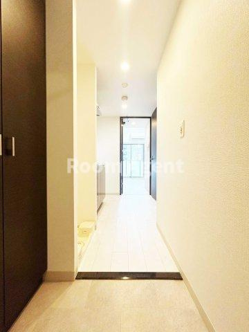 エステムコート名古屋葵の玄関