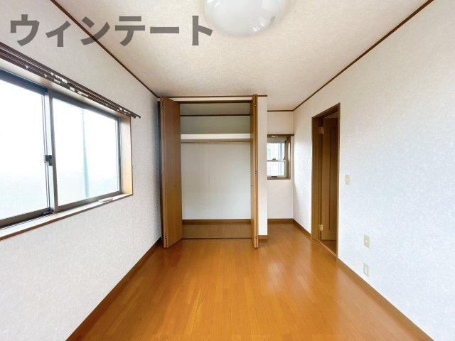 牛久市牛久町　中古戸建の洋室|前所有者様がきれいにお使いです。