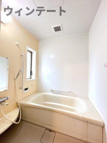 牛久市牛久町　中古戸建の浴室|前所有者様がきれいにお使いです。