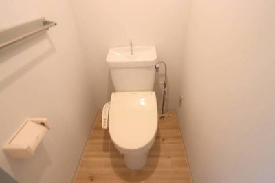 【トイレ】 | ビレッジハウス紀三井寺3号棟 | ビレッジハウスの同一物件・同一タイプの間取りの写真です