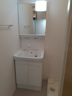 【洗面所】 | プラシド・セキュア | 忙しい朝には欠かせない洗面所です