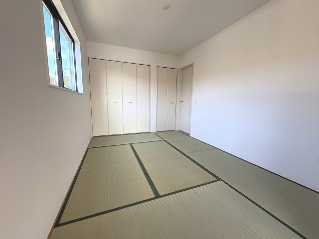 【和室】 | 大野城市中1丁目4期　 1号棟（全2棟）【仲介手数料無料・0円】 | 現地写真。1階和室です。