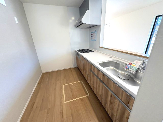 【キッチン】 | 大野城市中1丁目4期　 1号棟（全2棟）【仲介手数料無料・0円】 | 施工例。施工例は完成時と異なる場合があります。