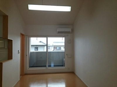 【居間・リビング】 | クレードルⅡ | リビングです