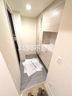 セレスティア本荘中ノ町　Cの玄関