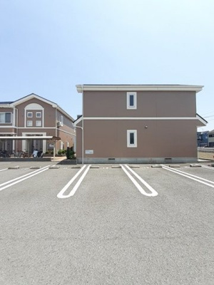 【駐車場】 | イーストパーク　Ⅱ | 駐車場完備です