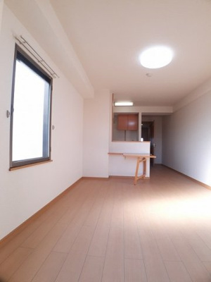 【内装】 | トゥリパーノ | 内装です