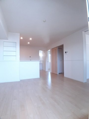 【居間・リビング】 | プティボヌールⅡ | ゆったり過ごせるリビングです