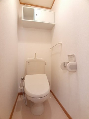 【トイレ】 | ラ・マーレ | 清潔感のあるトイレです