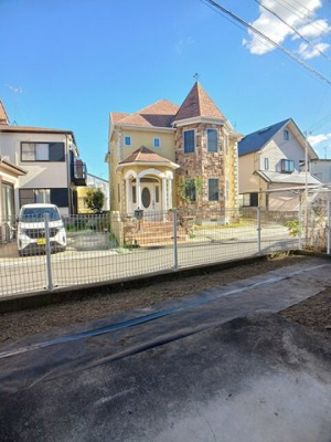 【庭】 | メゾンラフィネＢ | たまにはお庭で休日を過ごしてみるのもよいかもしれません