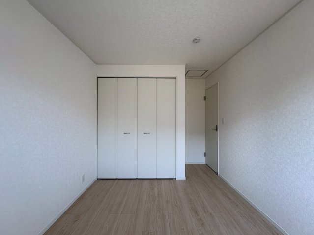 静岡市葵区羽鳥第１１　新築戸建　全２棟　2号棟の洋室