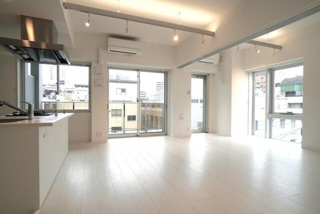 フルハウス飯田橋の居間・リビング