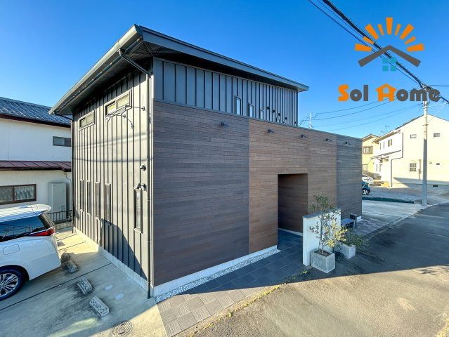 高崎市引間町　店舗併用住宅