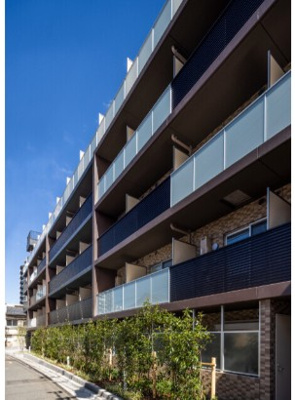 【外観】 | ブライズ中野南台 | 鉄筋コンクリート造のがっちりとした建物。