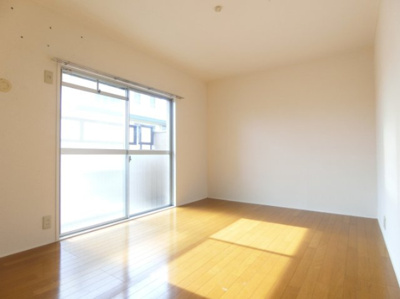 【寝室】 | ドムールアヤメ