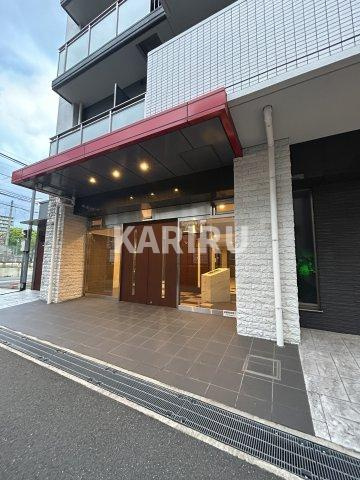 ファーストフィオーレ京橋パークフロントのエントランス