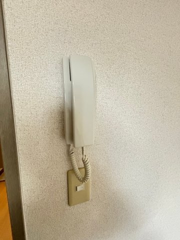 西宮市上大市２丁目のアパートの居間・リビング