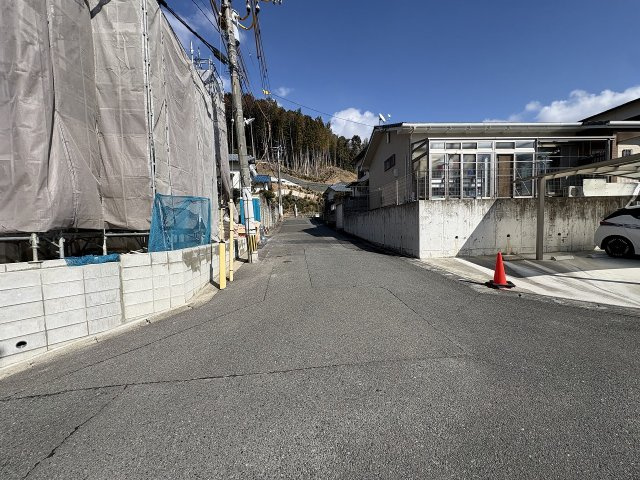 【その他】 | 大野城市中1丁目3期　2号棟（全3棟）【仲介手数料無料・0円】 | 現地写真。前面道路です。