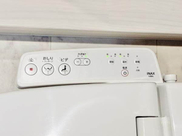 Ｄ’ｓ　ＶＡＲＩＥ練馬レジデンスのトイレ