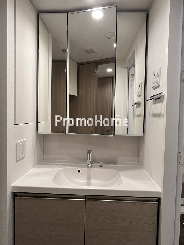 ザ・パークハビオ日本橋茅場町のエントランス