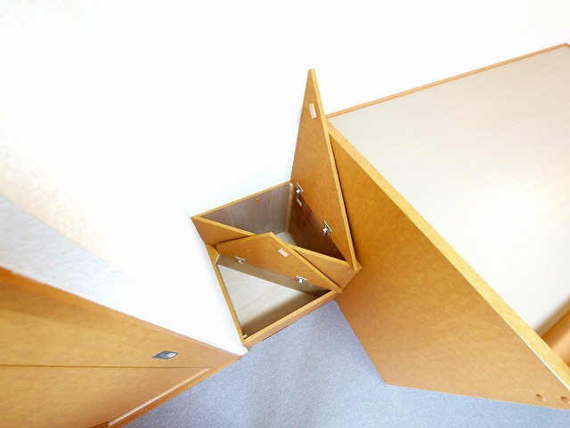 レオパレス寧楽の収納|小物を収納するのに便利です