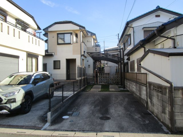 鴻巣市東２丁目　中古戸建の外観