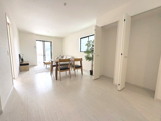 【内装】 | 大野城市中1丁目3期　3号棟（全3棟）【仲介手数料無料・0円】 | 施工例。施工例は完成時と異なる場合があります。