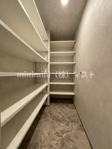 リンクハウス難波元町の収納