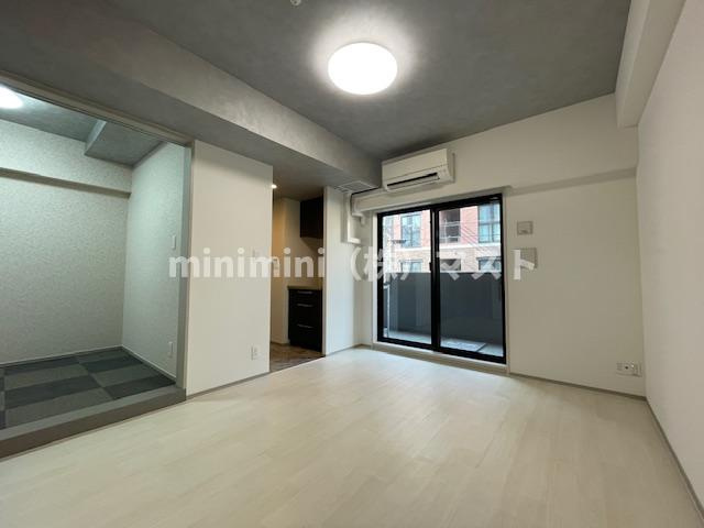 リンクハウス難波元町の居間・リビング