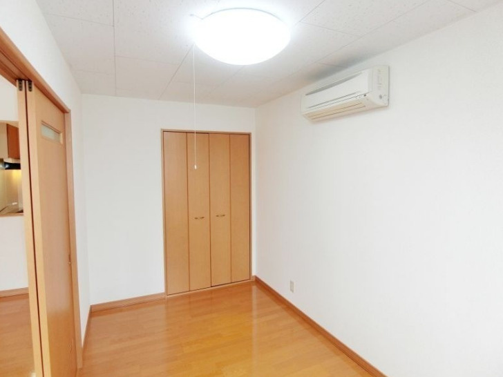 ルート医大前Bの洋室