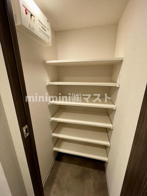 コンフォリア・リヴ博労町一丁目Ｑの収納