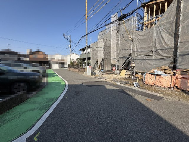 【その他】 | 福岡市博多区諸岡3丁目2期　1号棟（全2棟）【仲介手数料無料・0円】 | 現地写真。前面道路です。