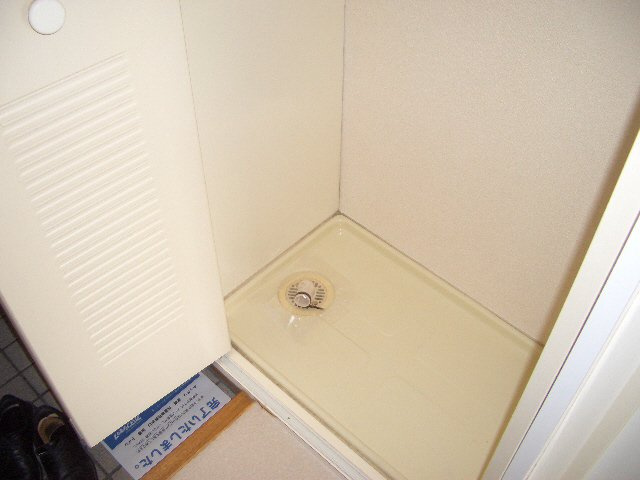 ベルシェ船橋ラマージュの設備|室内洗濯機置場です