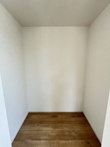 【収納】 | 福岡市博多区諸岡3丁目2期　2号棟（全2棟）【仲介手数料無料・0円】 | 施工例。施工例は完成時と異なる場合があります。