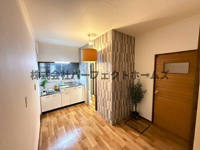 高野道1丁目戸建　賃貸のキッチン|コンパクトなキッチンで掃除もラクラク