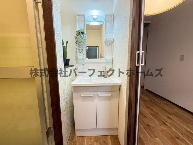 高野道1丁目戸建　賃貸の独立洗面台|独立洗面台です