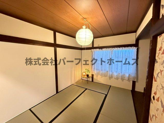 高野道1丁目戸建　賃貸の和室|和室があれば、来客や子供用のスペースとして活躍します