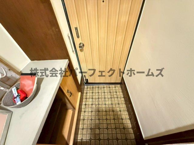 高野道1丁目戸建　賃貸の玄関|きれいな玄関です