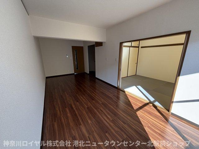 【居間・リビング】