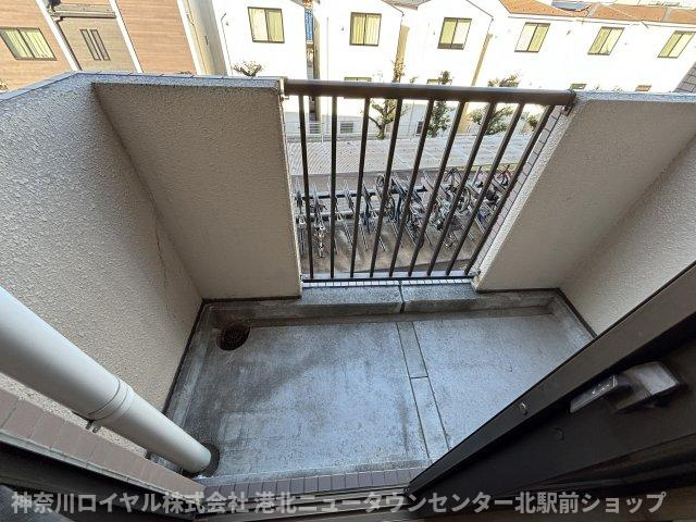 【バルコニー】