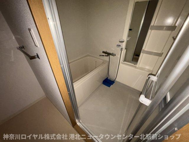 【バルコニー】